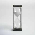 Leeds Furniture Hourglass - Chic Decora