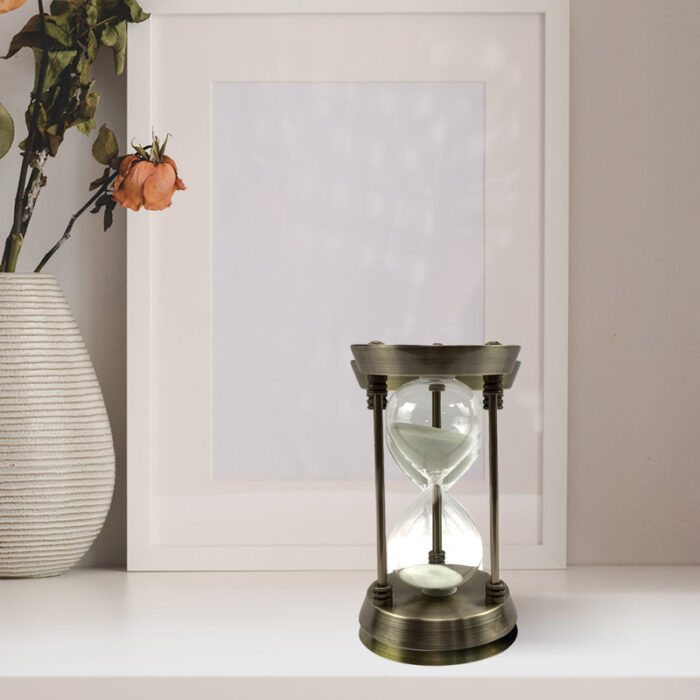 Lexandria Hourglass - Chic Decora