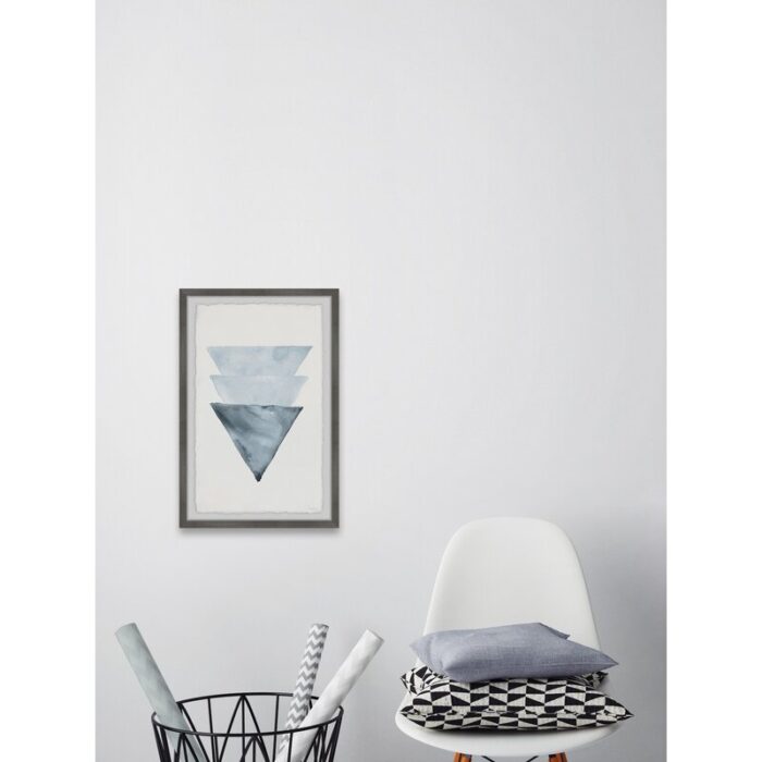 Linnie ” Triangles Overlap ” by Parvez Taj - Chic Decora