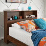 Malle Queen Bookcase Platform Bed with USBs - Chic Decora