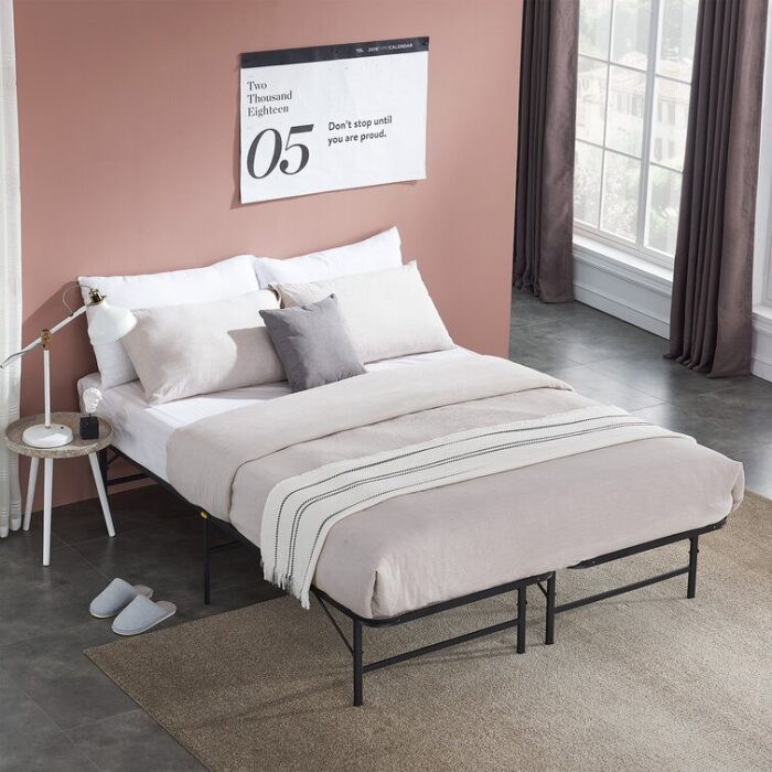 Metal Platform Bed - Chic Decora