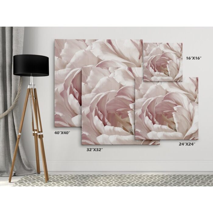 Wallach ” Intimate Blush Il “ - Chic Decora