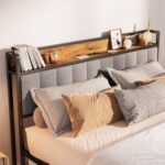 Warlo Metal Platform Bed - Chic Decora