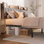 Warlo Metal Platform Bed - Chic Decora