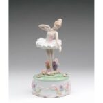 Faulks People Figurines & Sculptures - Chic Decora