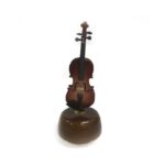 Gable Entertainment Figurines & Sculptures - Chic Decora