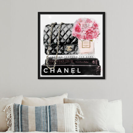 ” Fashion And Glam Elegant Essentials Paris, Glam Black “ - Chic Decora
