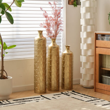 Cory-Lee Handcrafted Metal Floor Vase with Golden Scales, Large Flower Vase(Set Of 3) - Chic Decora