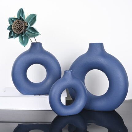 Elsia 3 Piece Handmade Ceramic Table Vase - Chic Decora