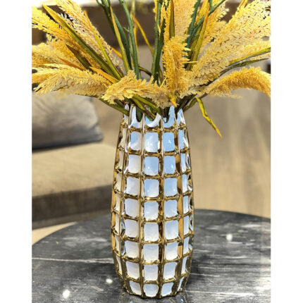 Enita Table Vase - Chic Decora