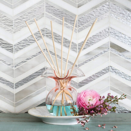 Hibiscus Handmade Glass Table Vase - Chic Decora