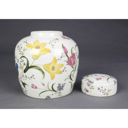 Jamelia 9.25” Ginger Jar - Chic Decora