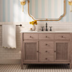 Kelta Handmade Ceramic Table Vase - Image 3