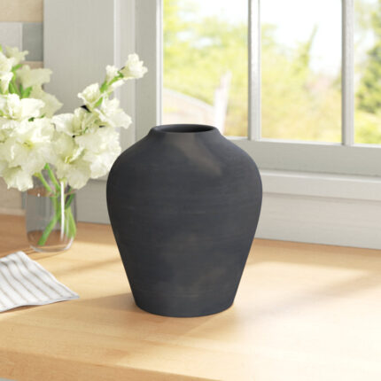 Persell Terracotta Table Vase - Chic Decora