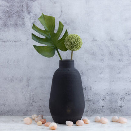 Persell Terracotta Table Vase - Chic Decora