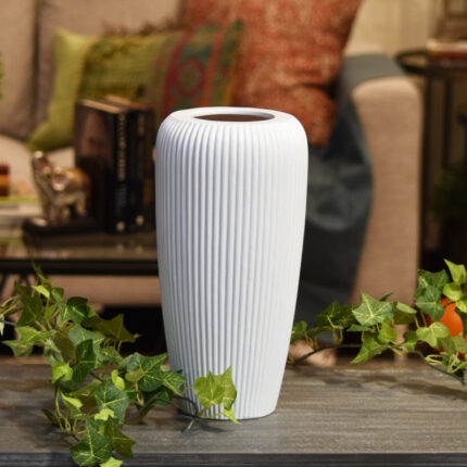 Petersen Ceramic Table Vase - Chic Decora