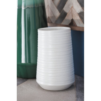 Porcelain Ceramic Ribbed Decorative Vase - Chic Decora